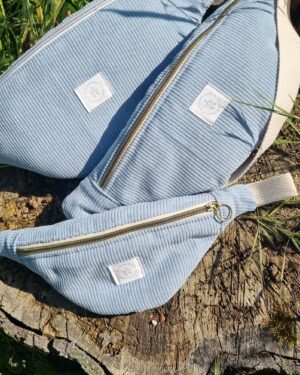 bananes mini, adulte et maxi en velours côtelé bleu ciel