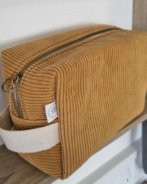 trousse de toilette velours camel